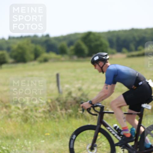 22.06.2025 - Viking Triathlon Yannick Fuchs http://msf.ph/oto/8120788 22.06.2025 11:47:30 Radfahren 15, 52, 272, 286, 344, 422, 659 meine-sportfotos.de
