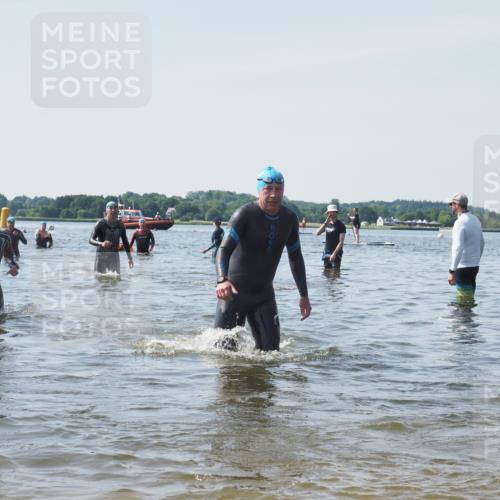 22.06.2025 - Viking Triathlon KatJ http://msf.ph/oto/8120796 22.06.2025 10:49:28 Schwimmen 64, 155, 256, 263, 321 meine-sportfotos.de