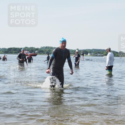 22.06.2025 - Viking Triathlon KatJ http://msf.ph/oto/8120802 22.06.2025 10:49:28 Schwimmen 64, 155, 256, 263, 321 meine-sportfotos.de