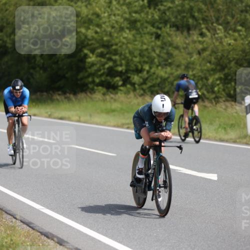22.06.2025 - Viking Triathlon Yannick Fuchs http://msf.ph/oto/8120815 22.06.2025 11:47:33 Radfahren 15, 52, 171, 286, 422, 659 meine-sportfotos.de