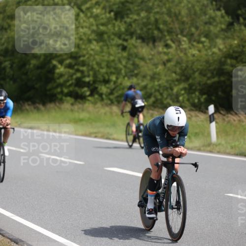 22.06.2025 - Viking Triathlon Yannick Fuchs http://msf.ph/oto/8120819 22.06.2025 11:47:33 Radfahren 15, 52, 171, 286, 422, 659 meine-sportfotos.de