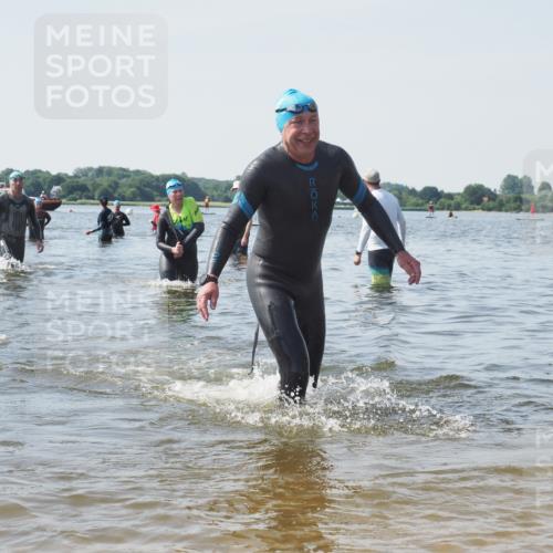22.06.2025 - Viking Triathlon KatJ http://msf.ph/oto/8120853 22.06.2025 10:49:29 Schwimmen 64, 155, 256, 263, 321 meine-sportfotos.de