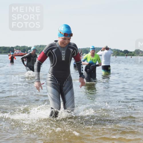 22.06.2025 - Viking Triathlon KatJ http://msf.ph/oto/8120931 22.06.2025 10:49:32 Schwimmen 64, 256, 263, 321, 453 meine-sportfotos.de