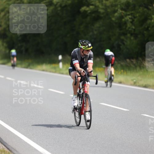 22.06.2025 - Viking Triathlon Yannick Fuchs http://msf.ph/oto/8120942 22.06.2025 11:47:47 Radfahren 106, 292 meine-sportfotos.de