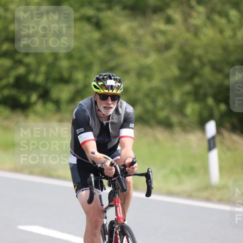 22.06.2025 - Viking Triathlon Yannick Fuchs http://msf.ph/oto/8120965 22.06.2025 11:47:48 Radfahren 106, 292 meine-sportfotos.de