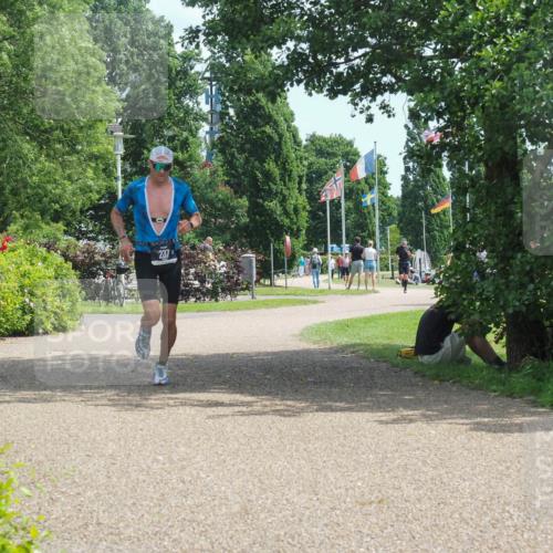 22.06.2025 - Viking Triathlon KatJ http://msf.ph/oto/8121006 22.06.2025 13:00:34 Laufen 237 meine-sportfotos.de