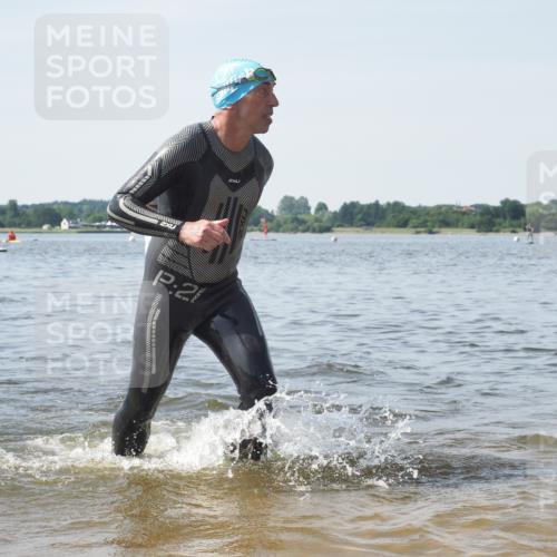 22.06.2025 - Viking Triathlon KatJ http://msf.ph/oto/8121046 22.06.2025 10:49:41 Schwimmen 263, 321, 453 meine-sportfotos.de