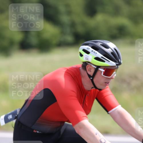 22.06.2025 - Viking Triathlon Yannick Fuchs http://msf.ph/oto/8121070 22.06.2025 11:47:55 Radfahren 106, 163, 415 meine-sportfotos.de