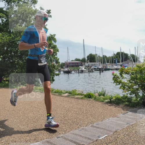 22.06.2025 - Viking Triathlon KatJ http://msf.ph/oto/8121074 22.06.2025 13:00:37 Laufen 237 meine-sportfotos.de