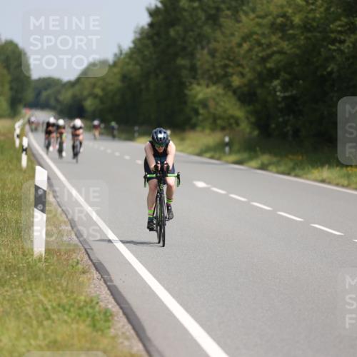 22.06.2025 - Viking Triathlon Yannick Fuchs http://msf.ph/oto/8121117 22.06.2025 11:48:02 Radfahren 136, 145, 163, 180, 266, 368, 415 meine-sportfotos.de