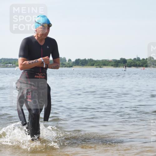 22.06.2025 - Viking Triathlon KatJ http://msf.ph/oto/8121128 22.06.2025 10:49:49 Schwimmen 69, 140, 270, 273, 356, 453 meine-sportfotos.de