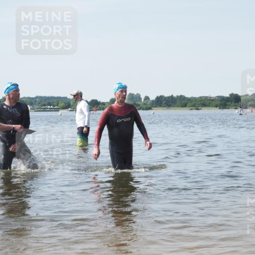 22.06.2025 - Viking Triathlon KatJ http://msf.ph/oto/8121147 22.06.2025 10:49:56 Schwimmen 69, 97, 140, 270, 273, 356 meine-sportfotos.de