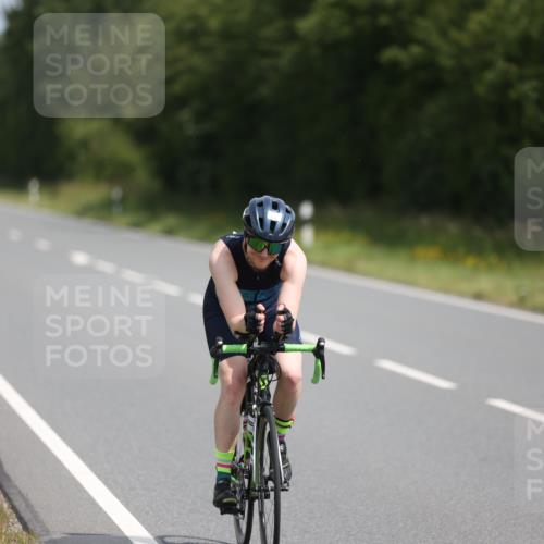 22.06.2025 - Viking Triathlon Yannick Fuchs http://msf.ph/oto/8121157 22.06.2025 11:48:05 Radfahren 136, 145, 163, 176, 180, 266, 368, 485 meine-sportfotos.de