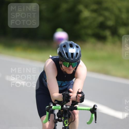 22.06.2025 - Viking Triathlon Yannick Fuchs http://msf.ph/oto/8121165 22.06.2025 11:48:06 Radfahren 136, 145, 163, 176, 180, 266, 368, 485 meine-sportfotos.de
