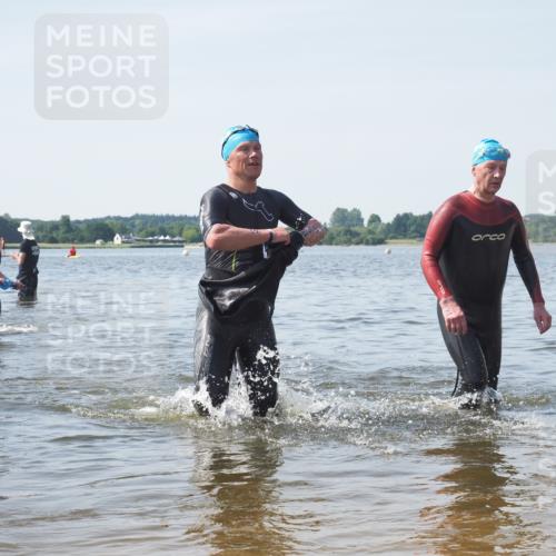22.06.2025 - Viking Triathlon KatJ http://msf.ph/oto/8121178 22.06.2025 10:49:58 Schwimmen 69, 97, 140, 270, 273, 356 meine-sportfotos.de