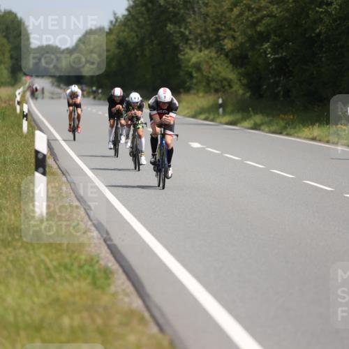 22.06.2025 - Viking Triathlon Yannick Fuchs http://msf.ph/oto/8121201 22.06.2025 11:48:08 Radfahren 136, 145, 176, 180, 266, 368, 485 meine-sportfotos.de