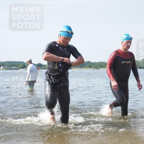 22.06.2025 - Viking Triathlon KatJ http://msf.ph/oto/8121209 22.06.2025 10:49:59 Schwimmen 69, 97, 140, 270, 273, 356 meine-sportfotos.de