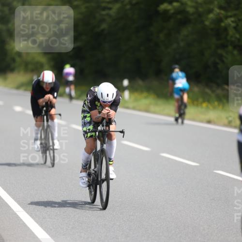 22.06.2025 - Viking Triathlon Yannick Fuchs http://msf.ph/oto/8121233 22.06.2025 11:48:11 Radfahren 145, 176, 180, 266, 368, 397, 485 meine-sportfotos.de