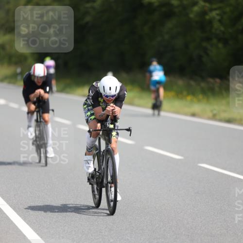 22.06.2025 - Viking Triathlon Yannick Fuchs http://msf.ph/oto/8121237 22.06.2025 11:48:11 Radfahren 145, 176, 180, 266, 368, 397, 485 meine-sportfotos.de