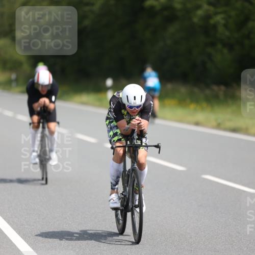 22.06.2025 - Viking Triathlon Yannick Fuchs http://msf.ph/oto/8121242 22.06.2025 11:48:11 Radfahren 145, 176, 180, 266, 368, 397, 485 meine-sportfotos.de