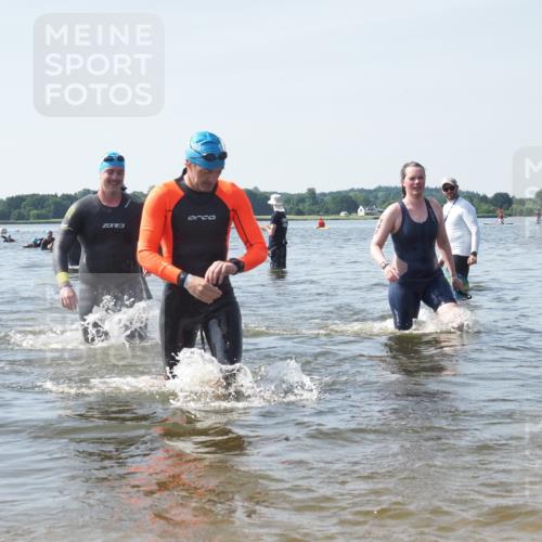 22.06.2025 - Viking Triathlon KatJ http://msf.ph/oto/8121250 22.06.2025 10:50:02 Schwimmen 69, 97, 140, 270, 273, 356 meine-sportfotos.de