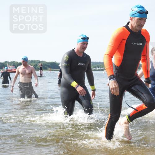 22.06.2025 - Viking Triathlon KatJ http://msf.ph/oto/8121283 22.06.2025 10:50:04 Schwimmen 69, 97, 140, 270, 273, 356 meine-sportfotos.de