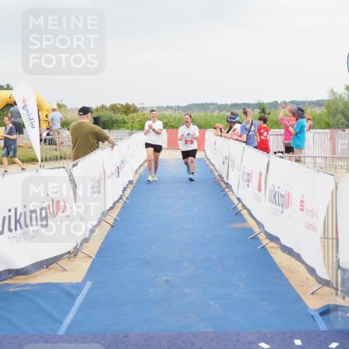 22.06.2025 - Viking Triathlon MichiJ http://msf.ph/oto/8121287 22.06.2025 17:04:49 Ziel 466, 656 meine-sportfotos.de