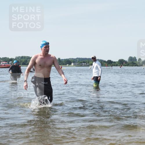 22.06.2025 - Viking Triathlon KatJ http://msf.ph/oto/8121325 22.06.2025 10:50:07 Schwimmen 69, 97, 140, 273, 431 meine-sportfotos.de