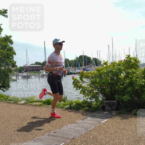 22.06.2025 - Viking Triathlon KatJ http://msf.ph/oto/8121358 22.06.2025 13:00:52 Laufen 521 meine-sportfotos.de