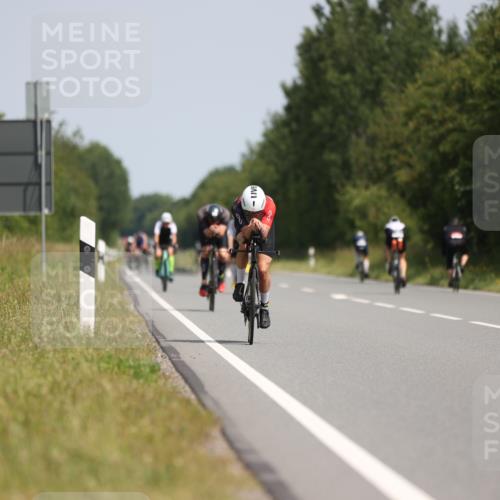 22.06.2025 - Viking Triathlon Yannick Fuchs http://msf.ph/oto/8121387 22.06.2025 11:48:34 Radfahren 78, 93, 172, 258, 289, 314, 337, 367, 389, 394, 427, 652 meine-sportfotos.de