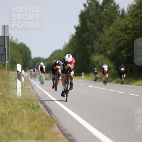 22.06.2025 - Viking Triathlon Yannick Fuchs http://msf.ph/oto/8121394 22.06.2025 11:48:35 Radfahren 78, 93, 172, 258, 289, 314, 337, 367, 389, 394, 427, 515, 652 meine-sportfotos.de