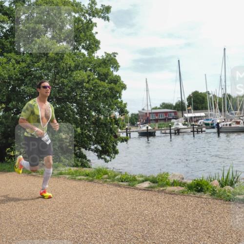 22.06.2025 - Viking Triathlon KatJ http://msf.ph/oto/8121398 22.06.2025 13:31:52 Laufen 220, 324 meine-sportfotos.de