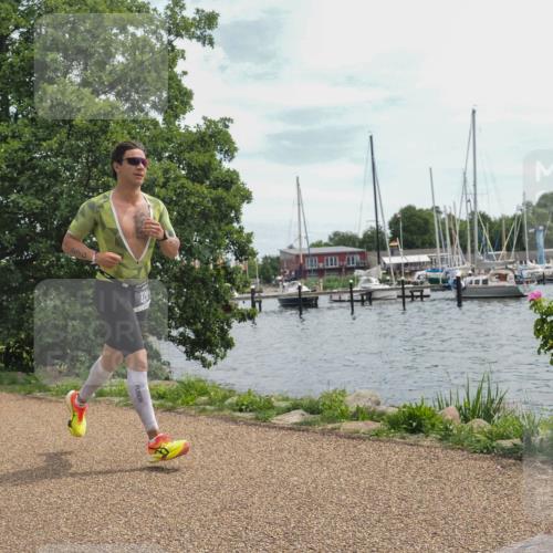 22.06.2025 - Viking Triathlon KatJ http://msf.ph/oto/8121413 22.06.2025 13:31:53 Laufen 220 meine-sportfotos.de