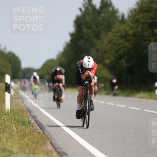 22.06.2025 - Viking Triathlon Yannick Fuchs http://msf.ph/oto/8121422 22.06.2025 11:48:35 Radfahren 78, 93, 172, 258, 289, 314, 337, 367, 389, 394, 427, 515, 652 meine-sportfotos.de