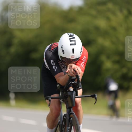 22.06.2025 - Viking Triathlon Yannick Fuchs http://msf.ph/oto/8121454 22.06.2025 11:48:37 Radfahren 78, 86, 93, 172, 190, 258, 289, 337, 367, 394, 427, 515, 652 meine-sportfotos.de