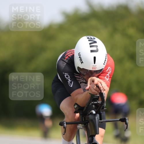 22.06.2025 - Viking Triathlon Yannick Fuchs http://msf.ph/oto/8121462 22.06.2025 11:48:37 Radfahren 78, 86, 93, 172, 190, 258, 289, 337, 367, 394, 427, 515, 652 meine-sportfotos.de