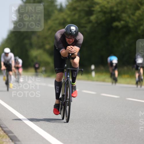 22.06.2025 - Viking Triathlon Yannick Fuchs http://msf.ph/oto/8121482 22.06.2025 11:48:38 Radfahren 86, 93, 172, 190, 258, 289, 337, 367, 394, 513, 515, 652 meine-sportfotos.de