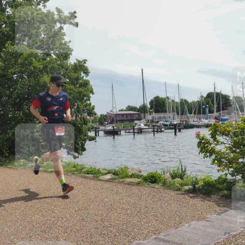 22.06.2025 - Viking Triathlon KatJ http://msf.ph/oto/8121489 22.06.2025 13:01:16 Laufen 631 meine-sportfotos.de