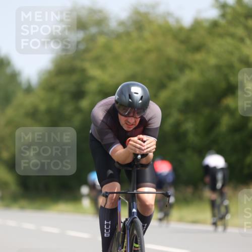 22.06.2025 - Viking Triathlon Yannick Fuchs http://msf.ph/oto/8121505 22.06.2025 11:48:39 Radfahren 86, 93, 190, 258, 289, 337, 367, 394, 513, 515, 652 meine-sportfotos.de