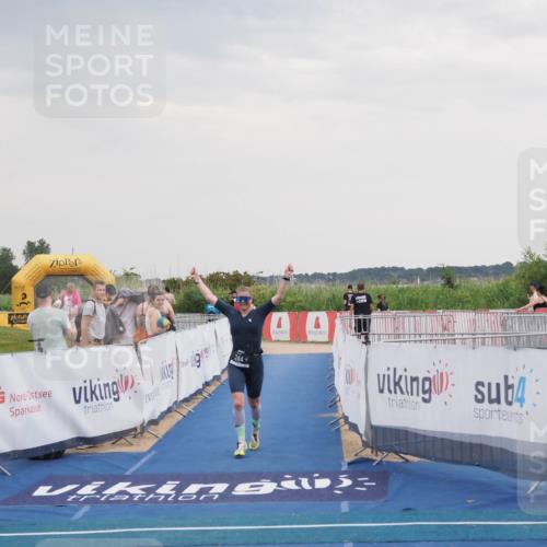 22.06.2025 - Viking Triathlon MichiJ http://msf.ph/oto/8121523 22.06.2025 16:36:22 Ziel 244 meine-sportfotos.de