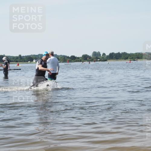 22.06.2025 - Viking Triathlon KatJ http://msf.ph/oto/8121536 22.06.2025 10:50:27 Schwimmen 24, 48, 202, 418, 463 meine-sportfotos.de