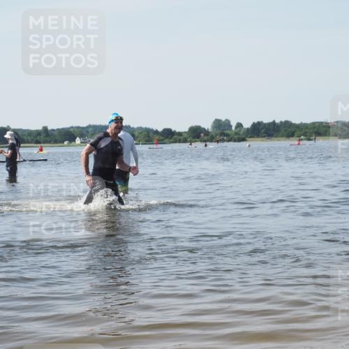 22.06.2025 - Viking Triathlon KatJ http://msf.ph/oto/8121551 22.06.2025 10:50:27 Schwimmen 24, 48, 202, 418, 463 meine-sportfotos.de
