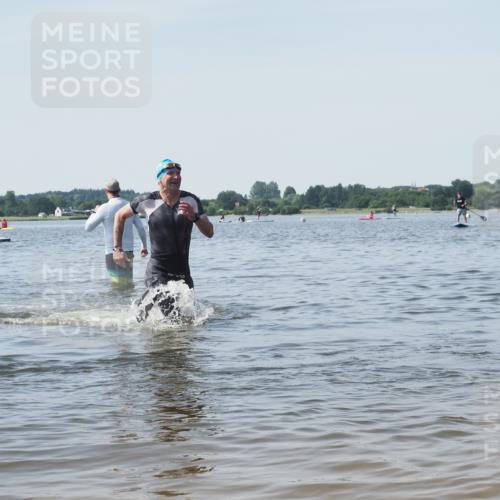 22.06.2025 - Viking Triathlon KatJ http://msf.ph/oto/8121590 22.06.2025 10:50:28 Schwimmen 24, 48, 202, 418, 463 meine-sportfotos.de