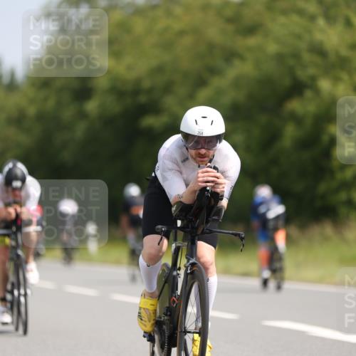 22.06.2025 - Viking Triathlon Yannick Fuchs http://msf.ph/oto/8121593 22.06.2025 11:48:41 Radfahren 86, 190, 258, 289, 337, 367, 513, 515, 652 meine-sportfotos.de