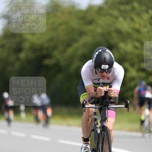 22.06.2025 - Viking Triathlon Yannick Fuchs http://msf.ph/oto/8121623 22.06.2025 11:48:42 Radfahren 86, 190, 258, 289, 367, 513, 515 meine-sportfotos.de