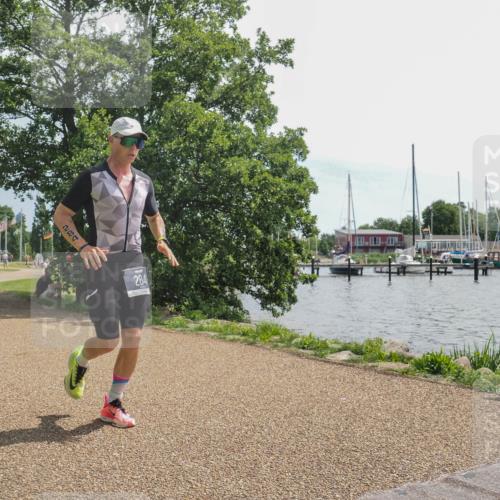 22.06.2025 - Viking Triathlon KatJ http://msf.ph/oto/8121676 22.06.2025 13:02:25 Laufen 284 meine-sportfotos.de