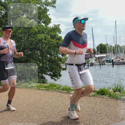 22.06.2025 - Viking Triathlon KatJ http://msf.ph/oto/8121764 22.06.2025 13:32:38 Laufen 217, 420 meine-sportfotos.de