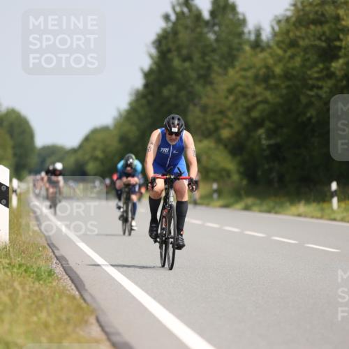 22.06.2025 - Viking Triathlon Yannick Fuchs http://msf.ph/oto/8121765 22.06.2025 11:48:51 Radfahren 201, 253, 269, 363, 454, 490, 513 meine-sportfotos.de