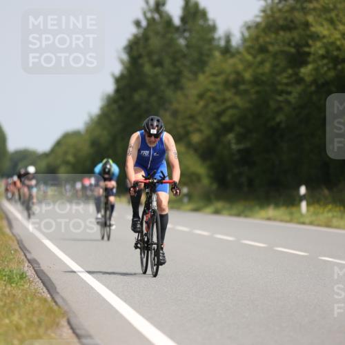 22.06.2025 - Viking Triathlon Yannick Fuchs http://msf.ph/oto/8121769 22.06.2025 11:48:51 Radfahren 201, 253, 269, 363, 454, 490, 513 meine-sportfotos.de