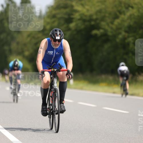 22.06.2025 - Viking Triathlon Yannick Fuchs http://msf.ph/oto/8121825 22.06.2025 11:48:52 Radfahren 201, 253, 269, 281, 363, 454, 490, 513, 542 meine-sportfotos.de